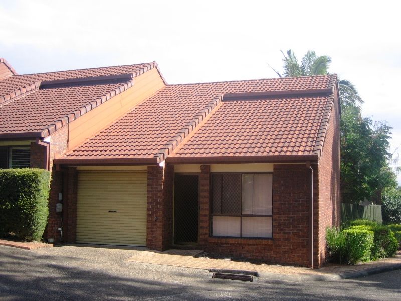 95 Barbaralla Drive, SPRINGWOOD QLD 4127