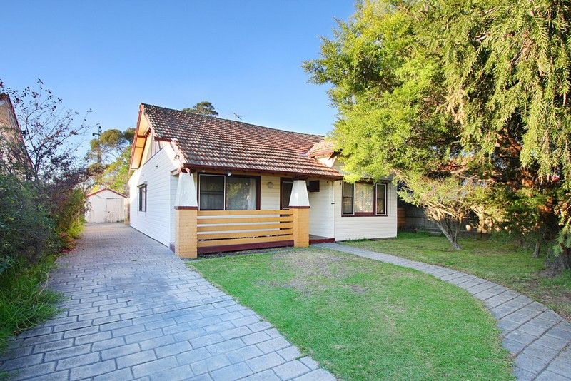 63 Carlisle Crescent, Hughesdale VIC 3166