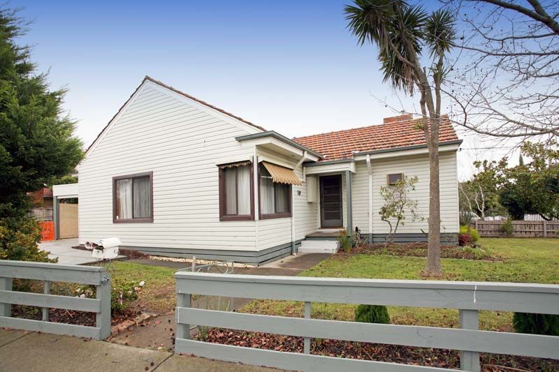 1 Joyhill Avenue, BOX HILL SOUTH VIC 3128