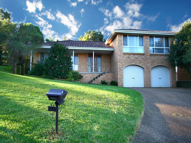 10   Tolson Place, BALGOWNIE NSW 2519