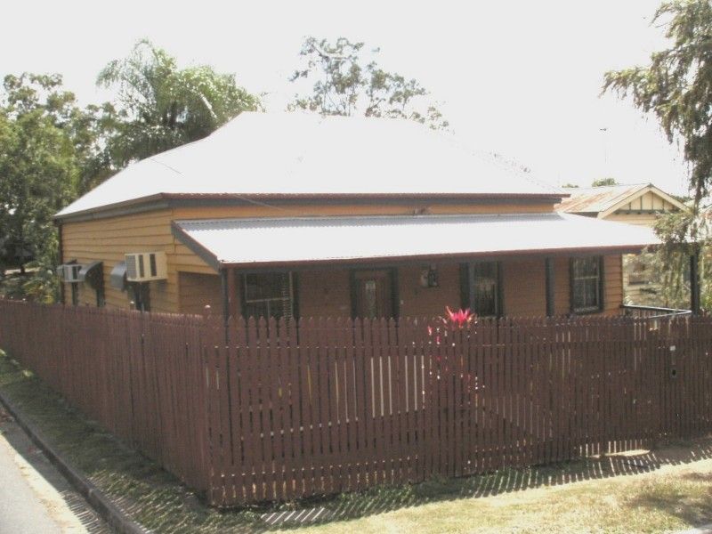 224 Denham Street, THE RANGE QLD 4700