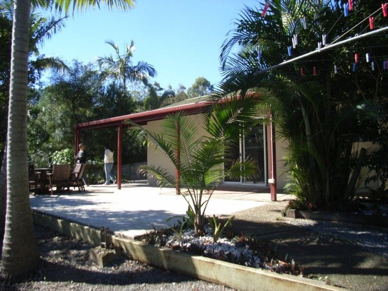 9 Dudley Street, NAMBOUR QLD 4560