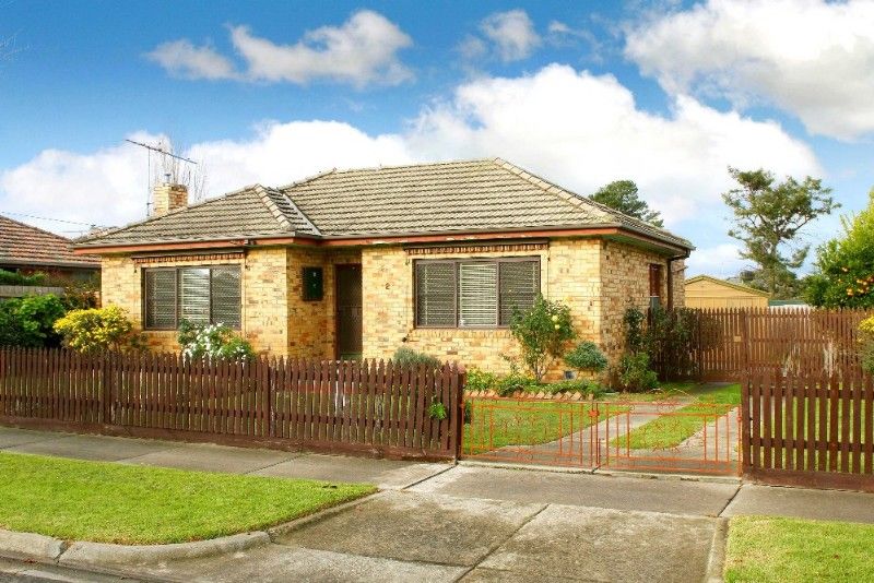 2 Mack Street, RESERVOIR VIC 3073