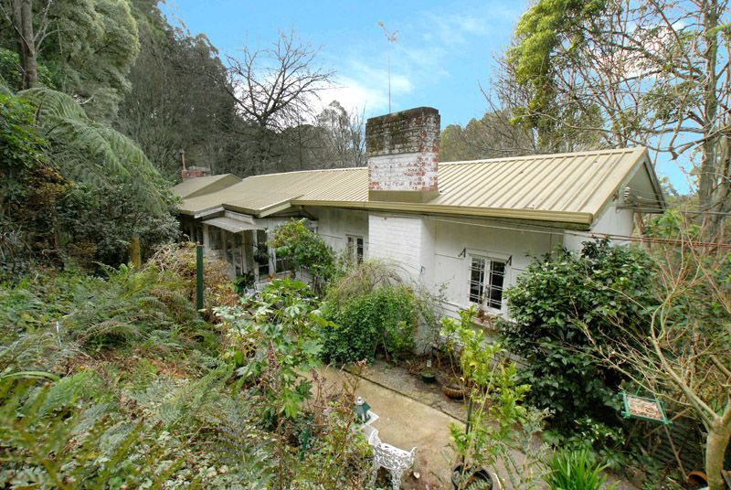 156 Mount Dandenong Tourist Road, FERNY CREEK VIC 3786