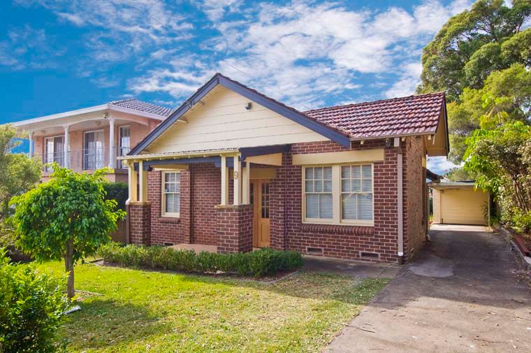 9 Fourth Avenue, WILLOUGHBY NSW 2068