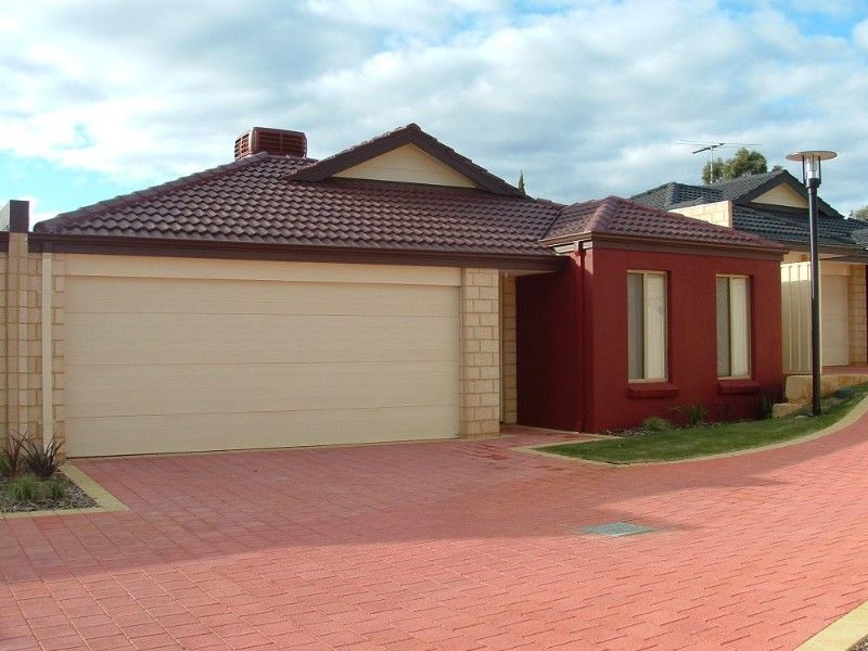 11 Clarence Road, ARMADALE WA 6112