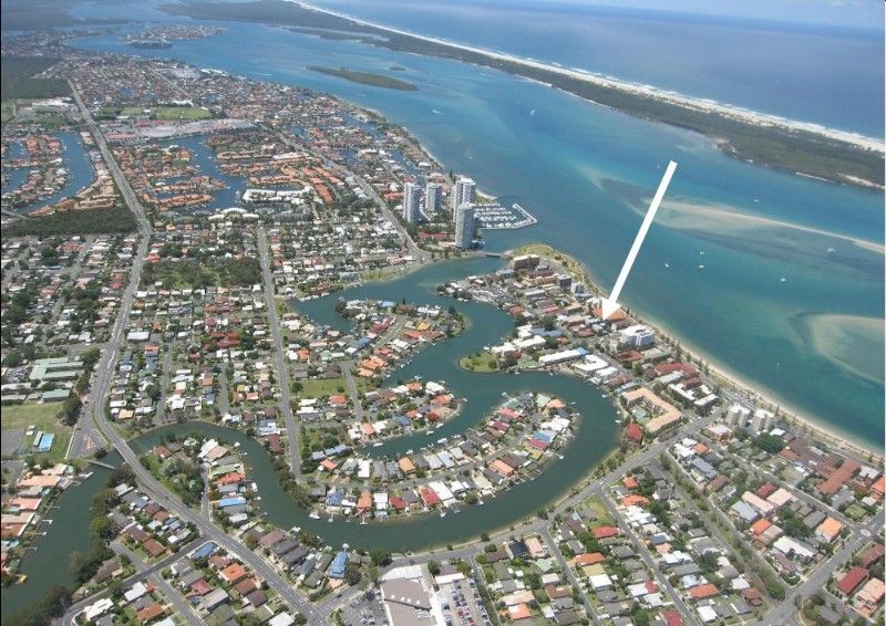 5 Taylor Street, BIGGERA WATERS QLD 4216