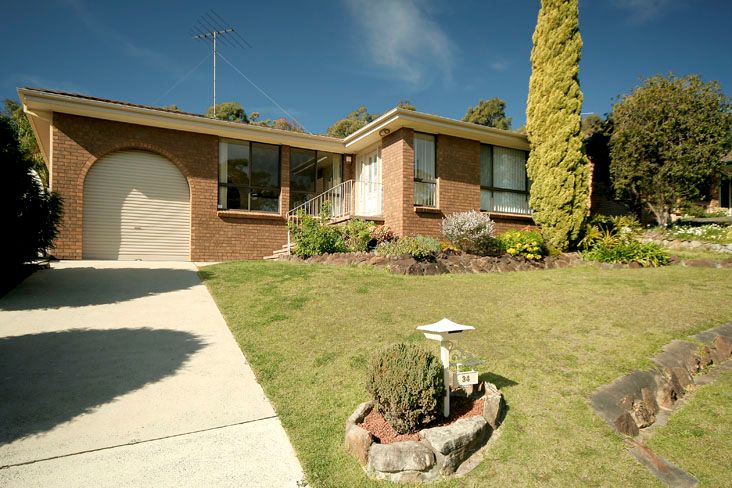 34 Rialto Place, HEATHCOTE NSW 2233