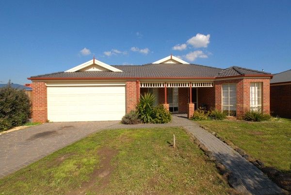 36 Chardonnay Drive, SKYE VIC 3977