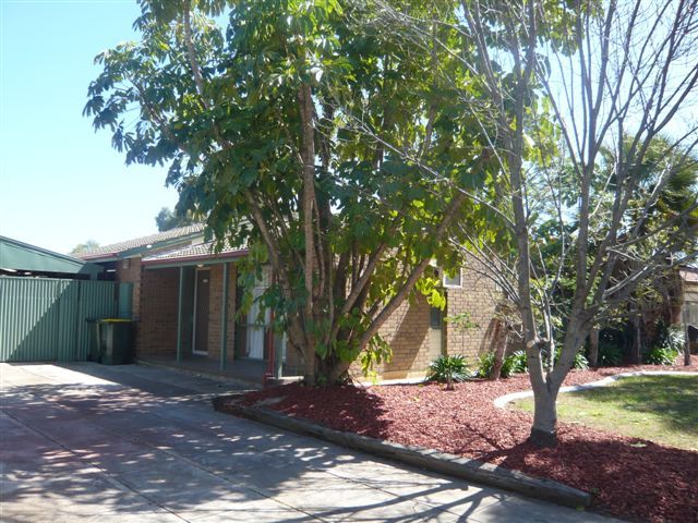 4 Begonia Court, PARAFIELD GARDENS SA 5107
