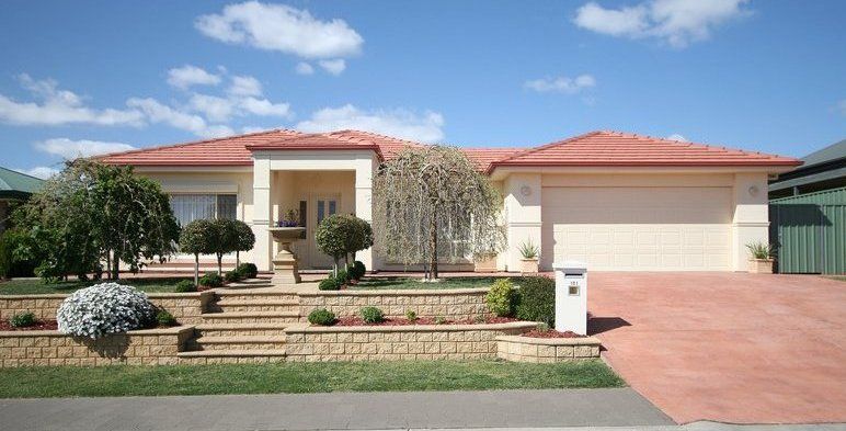 101 RM Williams Drive, WALKLEY HEIGHTS SA 5098