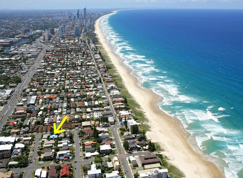 26 Seashell Avenue, MERMAID BEACH QLD 4218