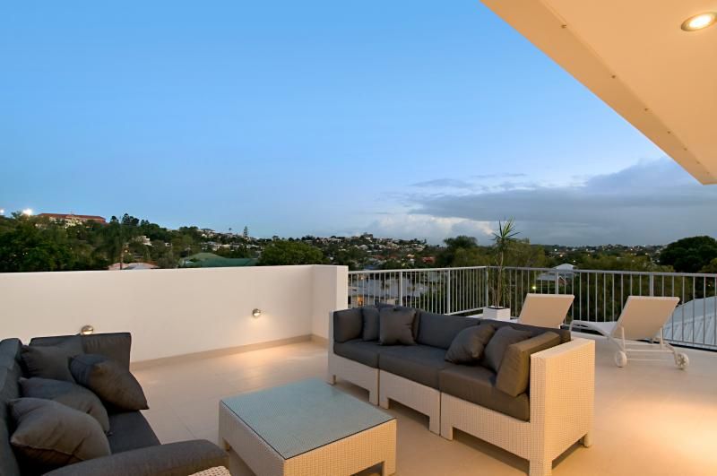 9 Jamieson Street, Bulimba QLD 4171