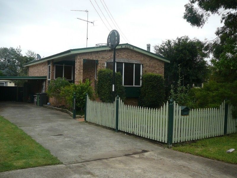 2 Garfield Street, MCGRATHS HILL NSW 2756