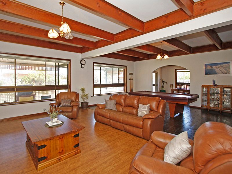 2 Kinross Avenue, SEATON SA 5023