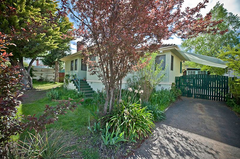 26 Gormanston Crescent, DEAKIN ACT 2600