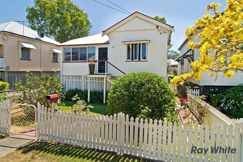 35 Taylor Street, WINDSOR QLD 4030