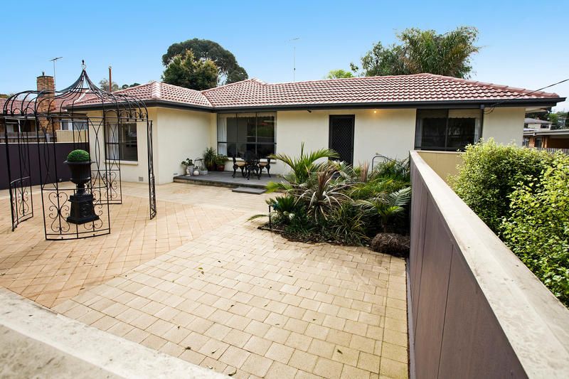 30 Barrabool Road, HIGHTON VIC 3216