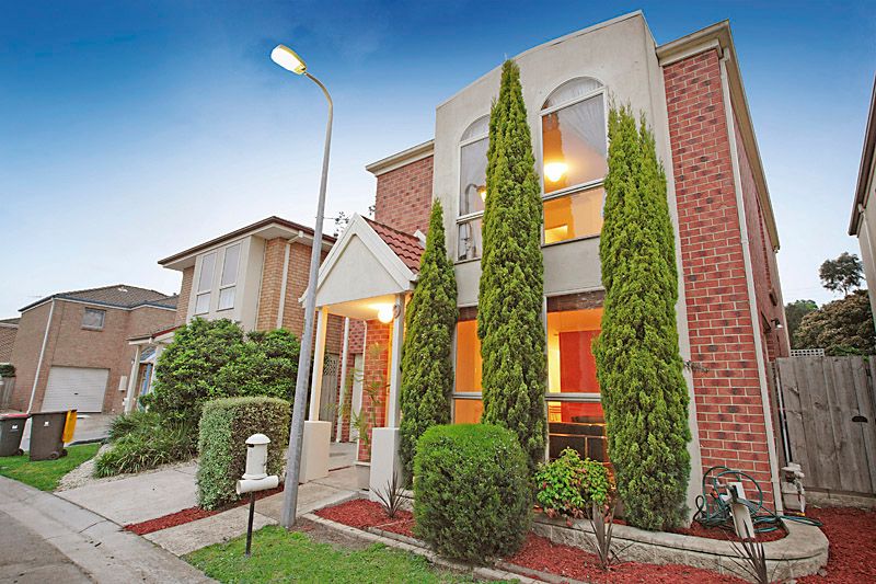 9 Elmtree Terrace, CHADSTONE VIC 3148