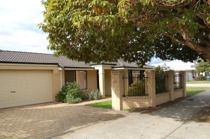 64 Henry Street, EAST CANNINGTON WA 6107