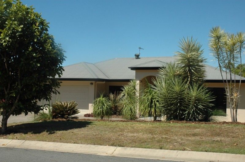 3 Savannah Street, PALM COVE QLD 4879