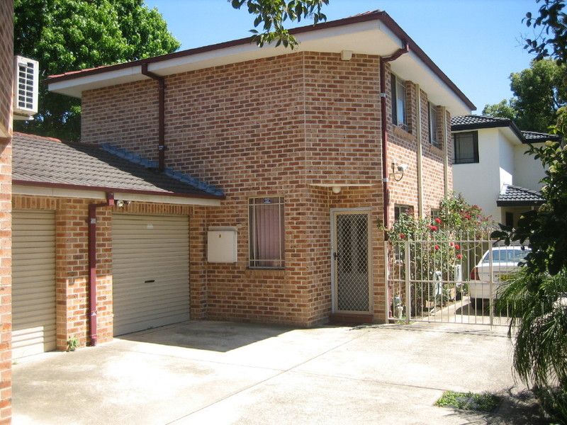 17 Guthrie Parade, Carrara, QLD, 4211