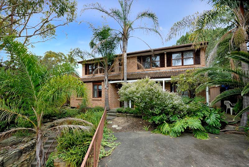 32 Hall Drive, MENAI NSW 2234