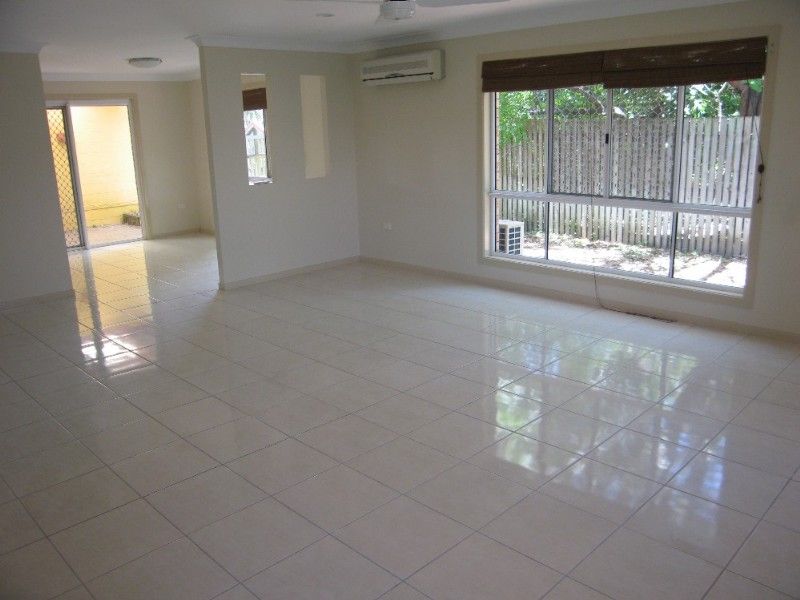 19 Wentford Street, MACKAY QLD 4740
