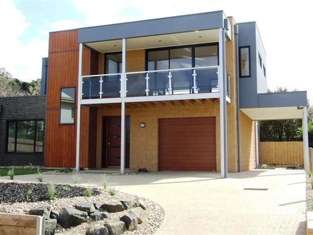 18 The Esplanade, SUNDERLAND BAY VIC 3922