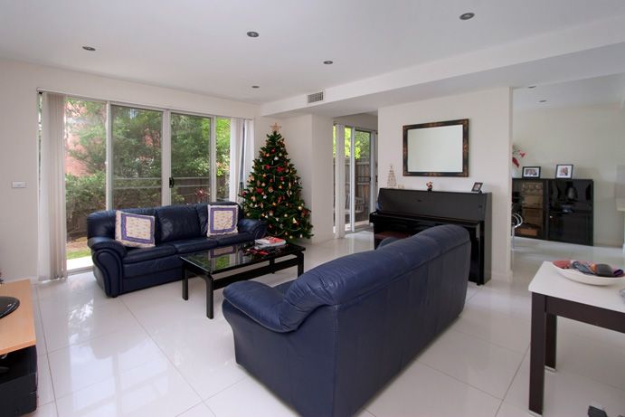 40 Dobson Crescent, BAULKHAM HILLS NSW 2153