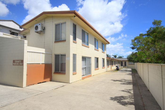 222 Main Road, MAROOCHYDORE QLD 4558