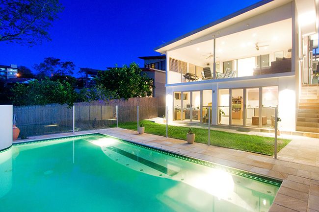 26 Bishop Street, ST LUCIA QLD 4067