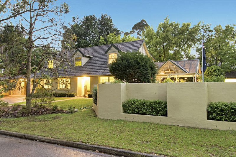 4  Kathleen Avenue, CASTLE HILL NSW 2154
