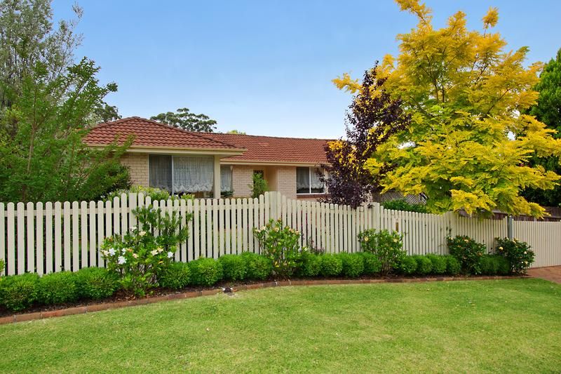 15 Kanangra Drive, THIRROUL NSW 2515
