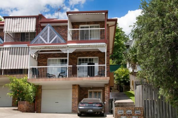 20 Glassey Street, RED HILL QLD 4059