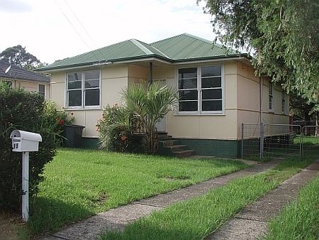 15  Suffolk Street, BERKELEY NSW 2506