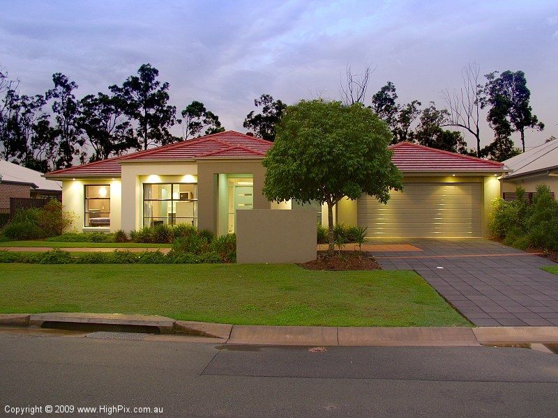 15 Rutherglen Crescent, CALAMVALE QLD 4116