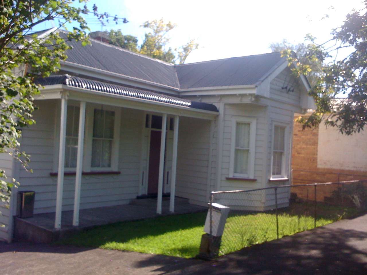 2-22 WALTERS Road photo 0