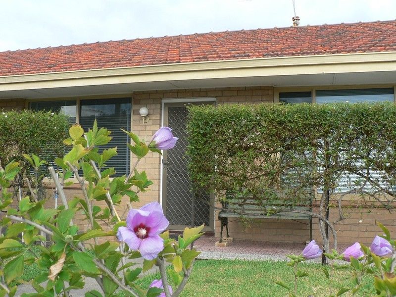 1  Hulbert Street, SOUTH FREMANTLE WA 6162