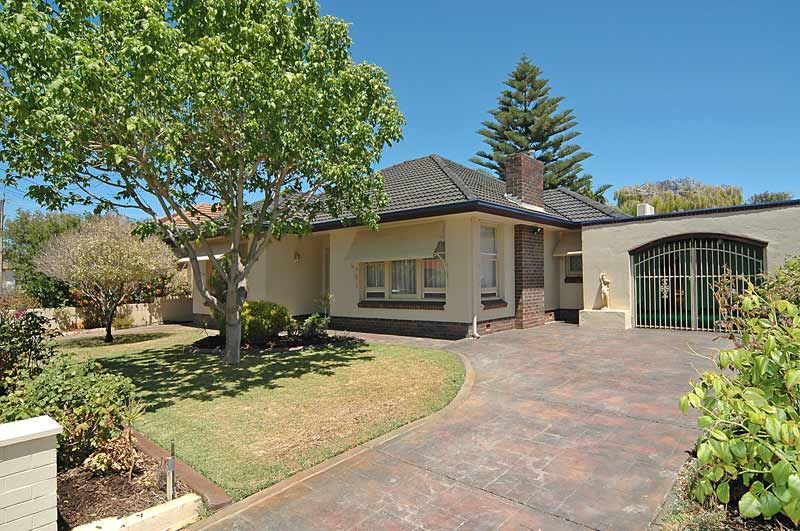 23 Brenda Terrace, LARGS NORTH SA 5016