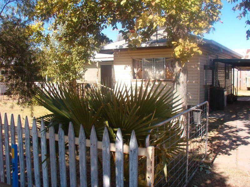 6 Edward Street, CHARLEVILLE QLD 4470