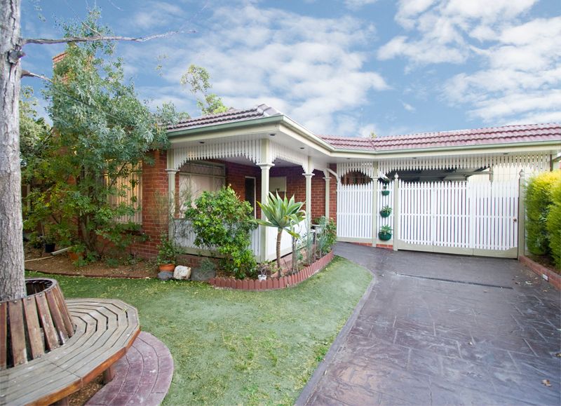 100 Lloyd Street, HEIDELBERG HEIGHTS VIC 3081