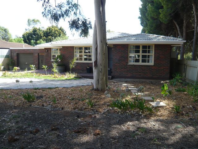 1  Ludwig Street, PARALOWIE SA 5108
