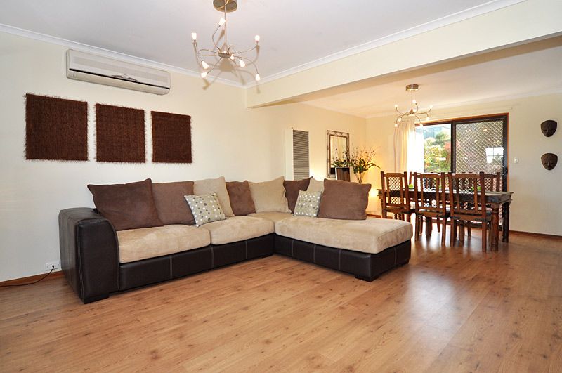 10 Grevillea Road, ABERFOYLE PARK SA 5159
