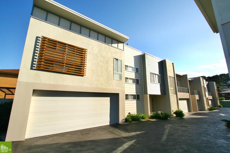 16-18 Strathearn Avenue, WOLLONGONG NSW 2500