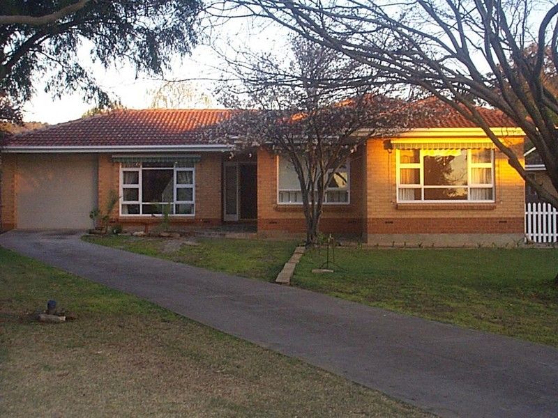 3  Forest Place, ROSTREVOR SA 5073