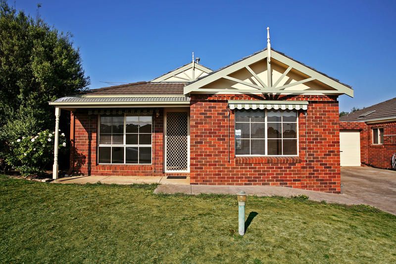 1/77 Glastonbury Drive, HIGHTON VIC 3216