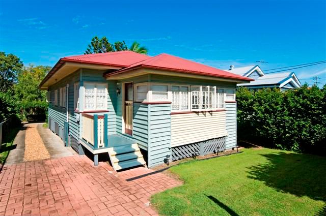 5 Bracken Street, MOOROOKA QLD 4105