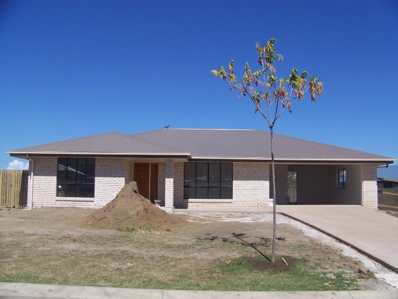 6 Primrose Avenue, NORMAN GARDENS QLD 4701