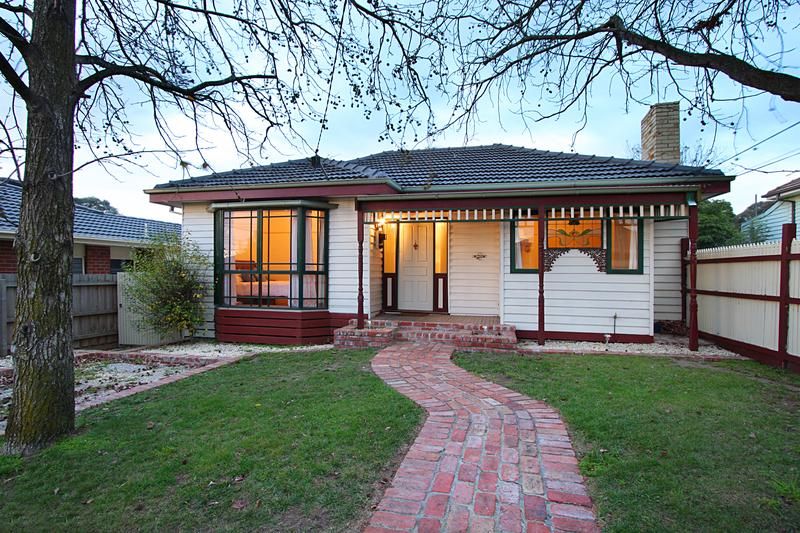 2 Kalymna Grove, CHADSTONE VIC 3148